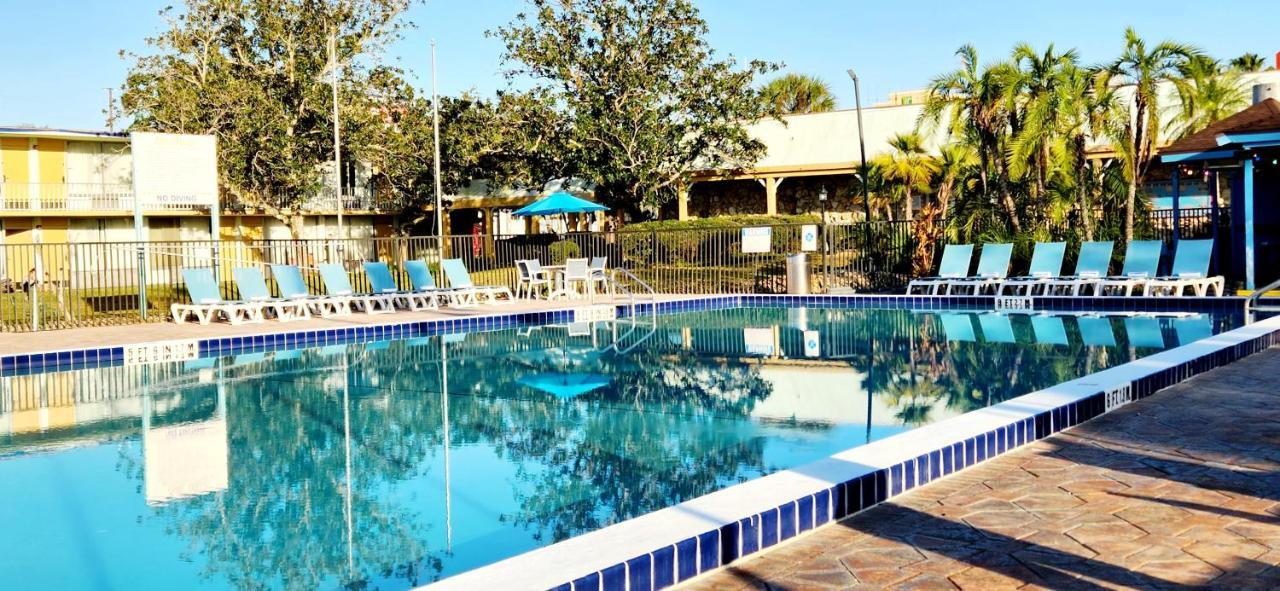 Seralago Hotel & Suites Main Gate East Kissimmee Eksteriør billede