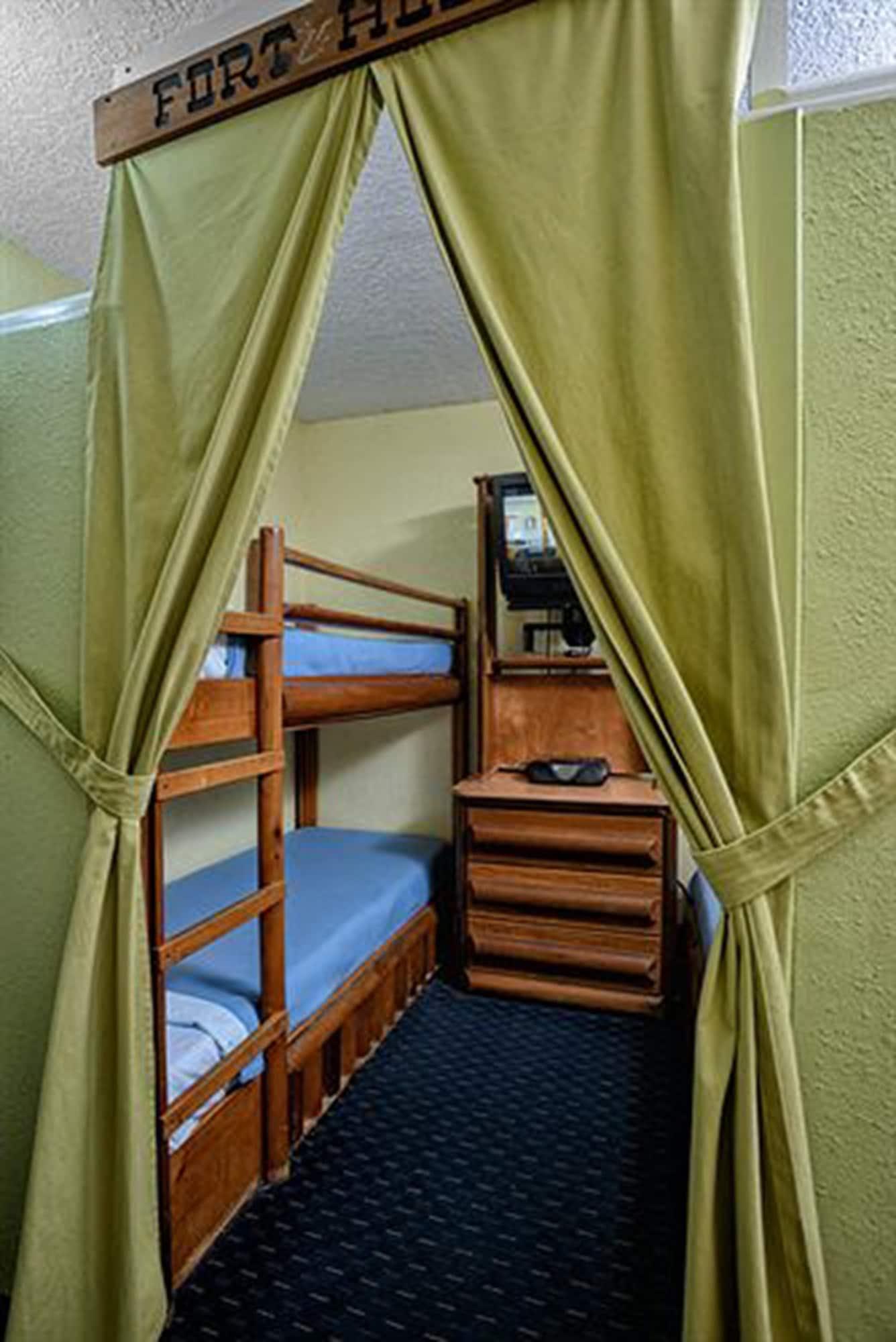 Seralago Hotel & Suites Main Gate East Kissimmee Eksteriør billede